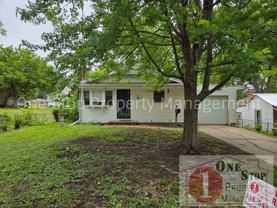 1105 S Leslie St - Photo 1 of 1