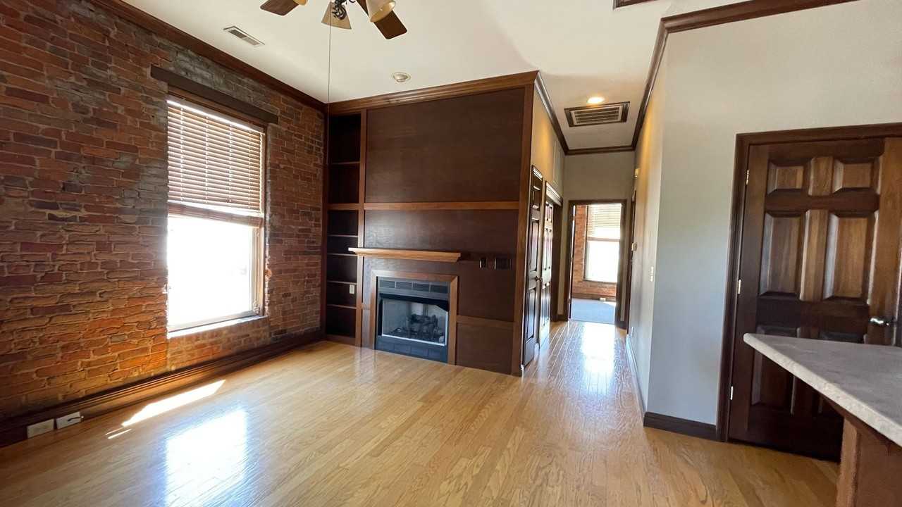 115 N 10th St - Photo 7 of 14