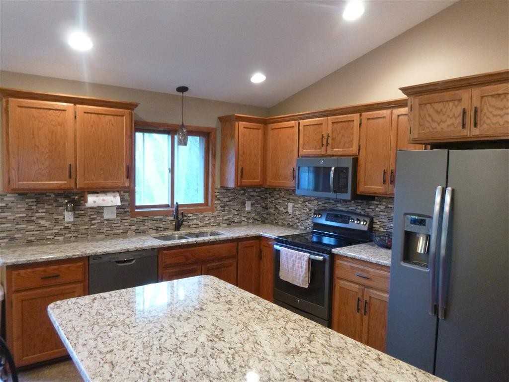 808 Chalet Dr Nw - Photo 3 of 15