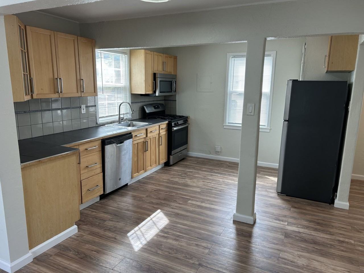 45 Baldwin St - Photo 7 of 20