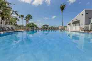 featured image of 5580 Fountain Lake Cir