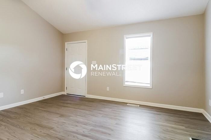 1457 Smokey Mountain Dr - Photo 4 of 16