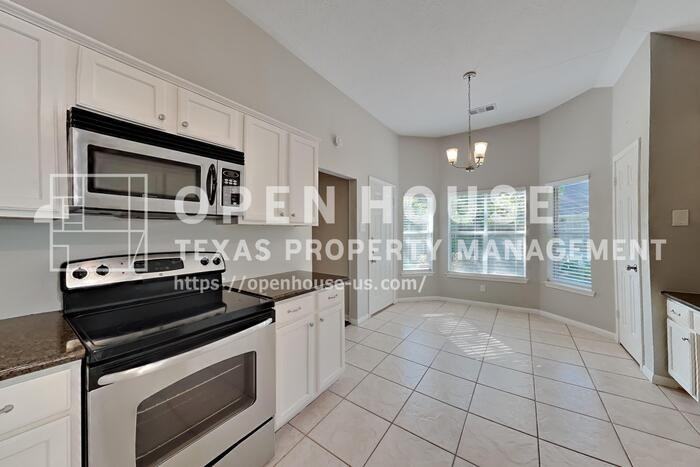 9331 Charter Pine St - Photo 7 of 22
