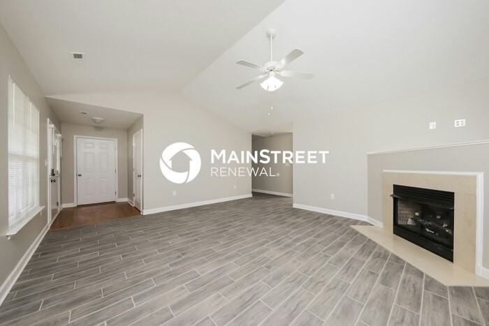4711 Eagle Path - Photo 3 of 16