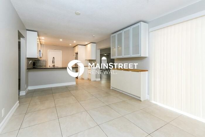 628 Sw 18th Ave - Photo 5 of 16