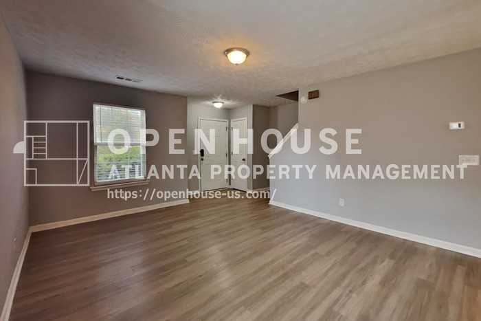 5315 Paddington Ln - Photo 6 of 23