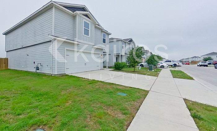 962 Shady Brk - Photo 2 of 30