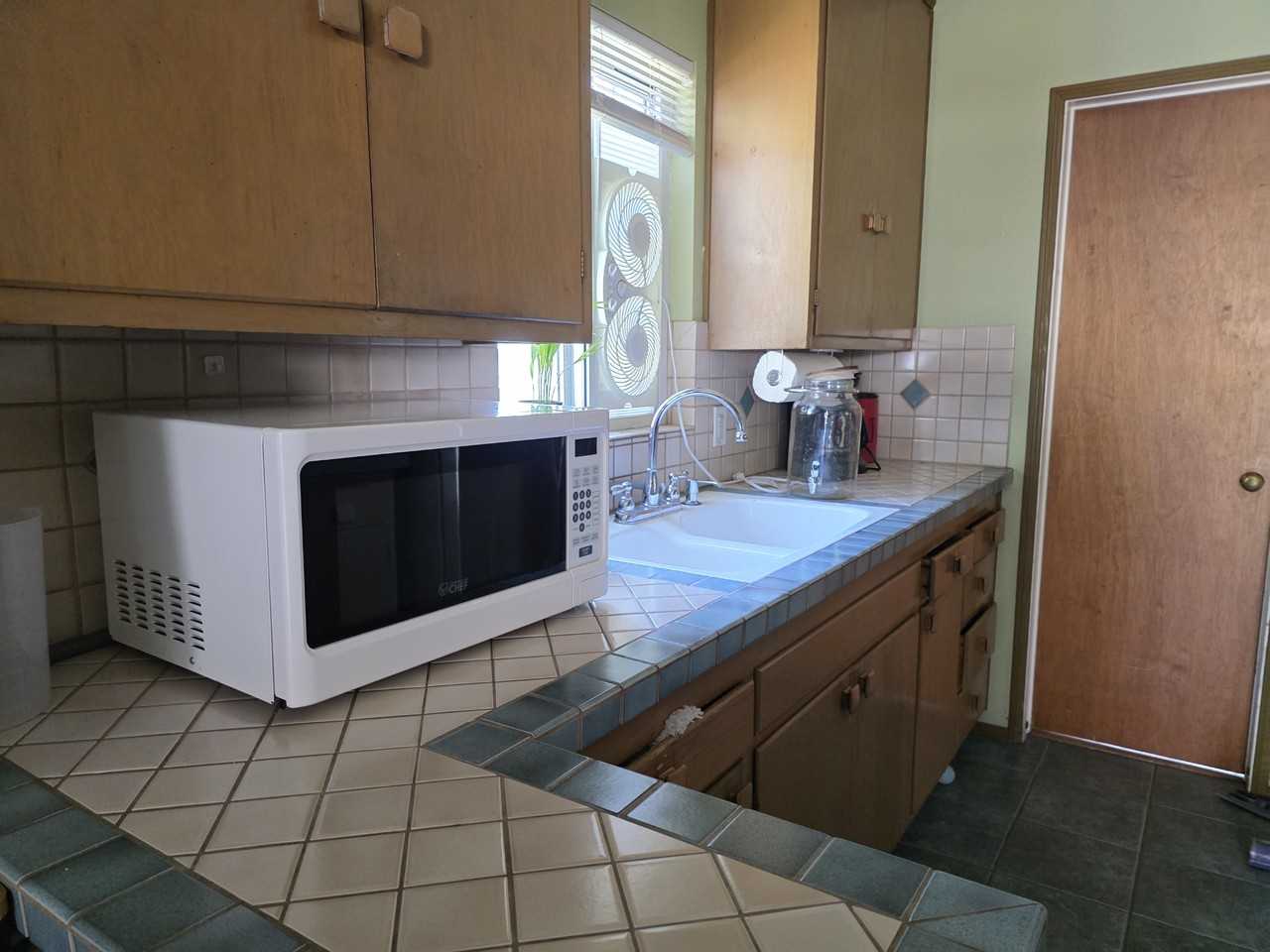 1545 Linbrook Dr - Photo 6 of 24