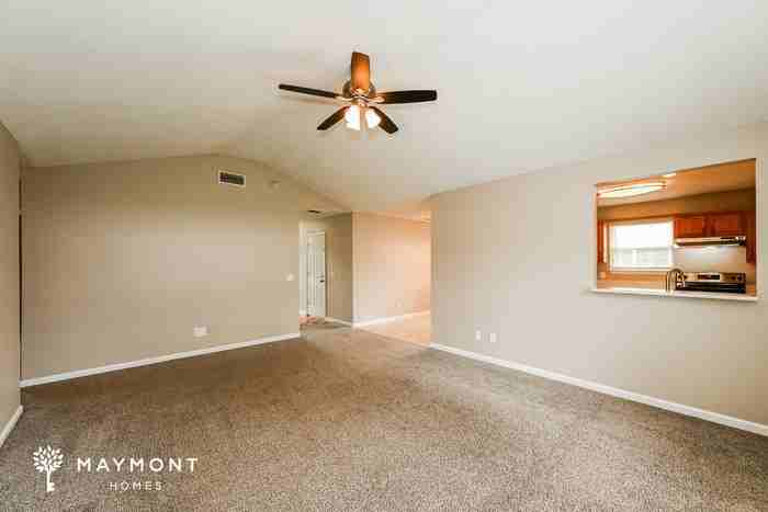 515 Cedar Park Cir - Photo 4 of 15