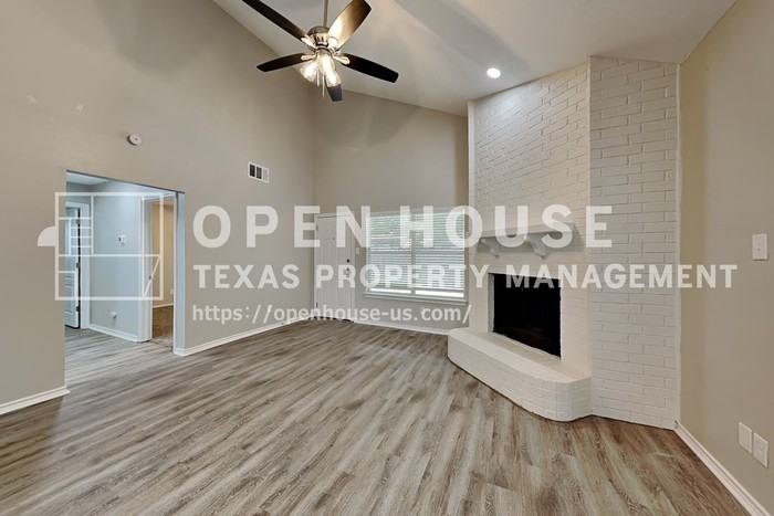 4204 Maryanne Pl - Photo 5 of 22