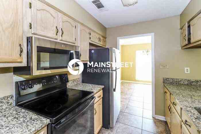 7079 Bryan Station Rd - Photo 7 of 16
