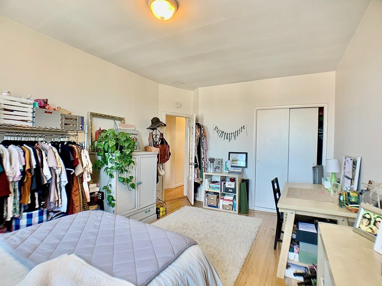 1131 Washington St - Photo 3 of 17