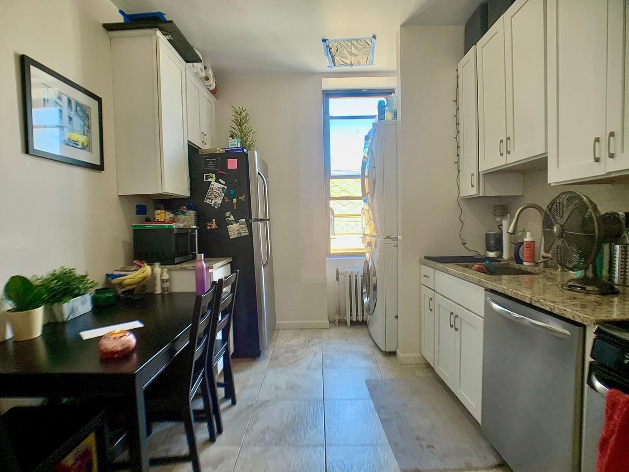 1131 Washington St - Photo 5 of 17