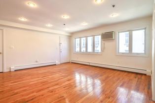 632 Adams St - Photo 1 of 1