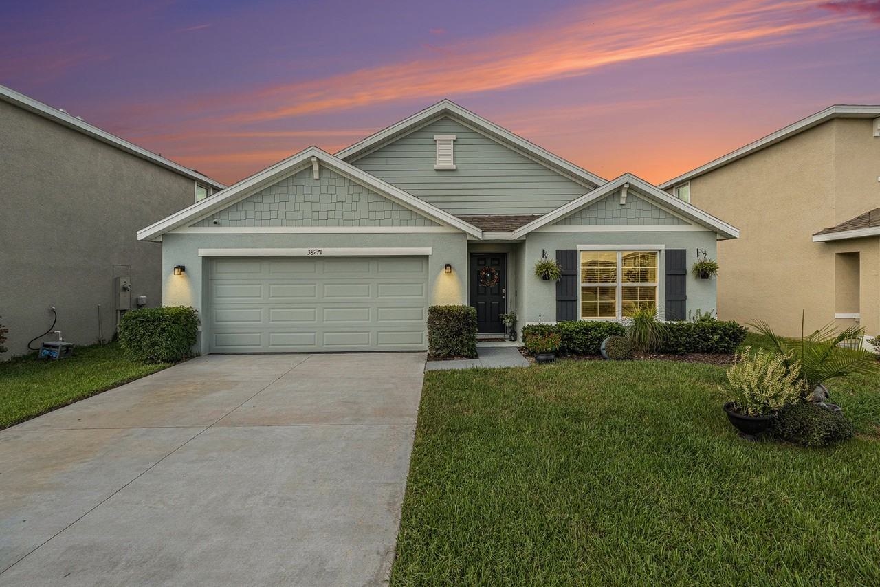 38271 Sonnet Landing Ave - Photo 3 of 11