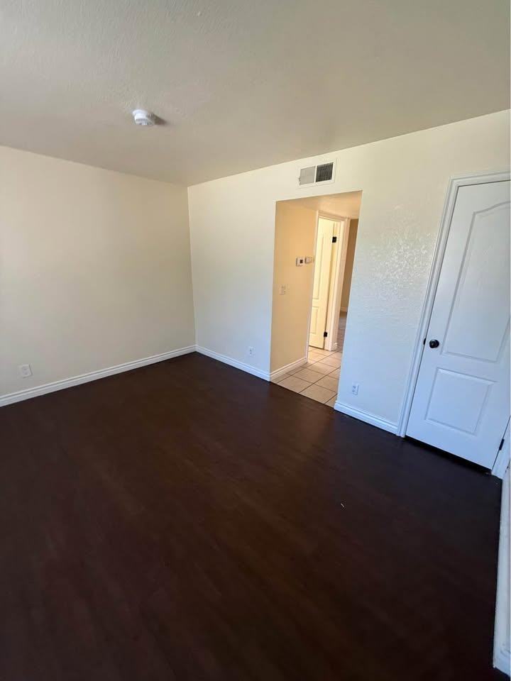 4875 E Mckinley Ave - Photo 7 of 11