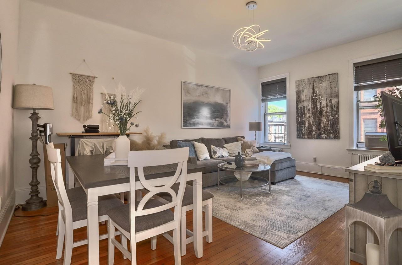 103 12th St - Photo 2 of 14
