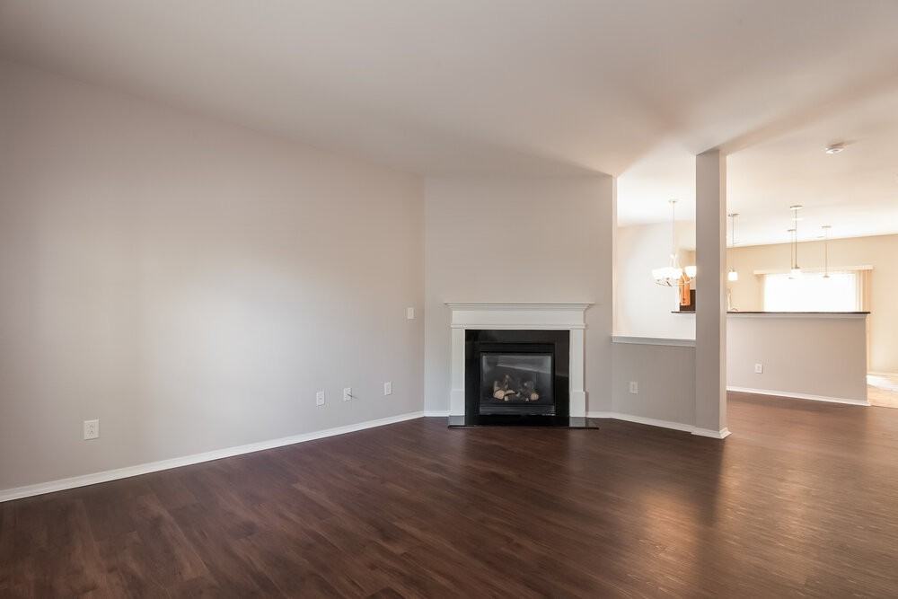 2118 Buckleigh Dr - Photo 4 of 17