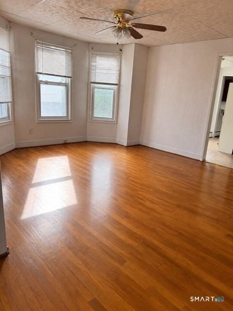 95 Sunnyside Ave - Photo 3 of 8