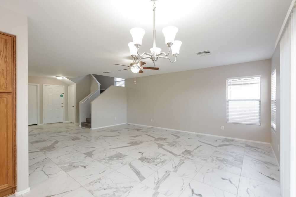 11845 W Lupine Ave - Photo 6 of 17