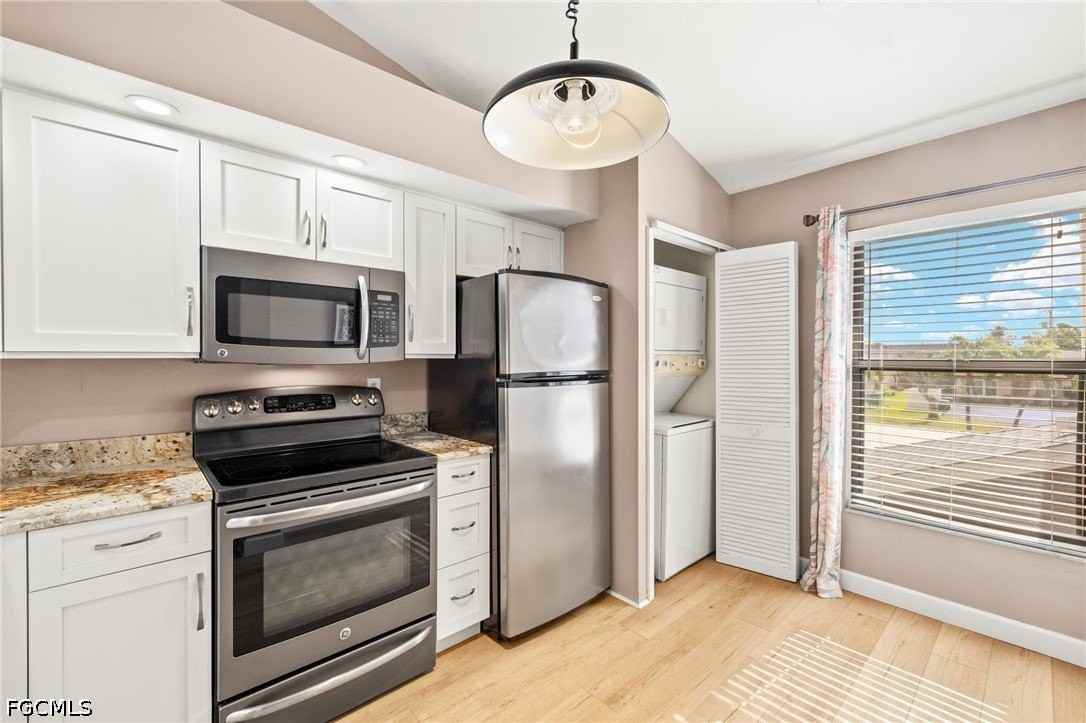 4616 Se 5th Pl #208 - Photo 7 of 25