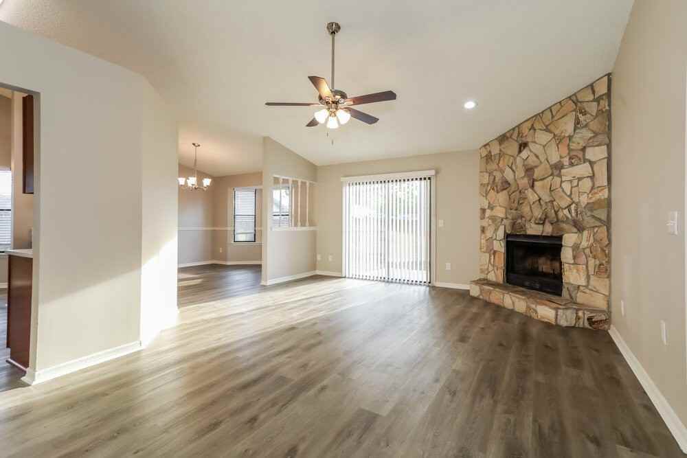 7749 Pikes Peak Dr - Photo 3 of 14