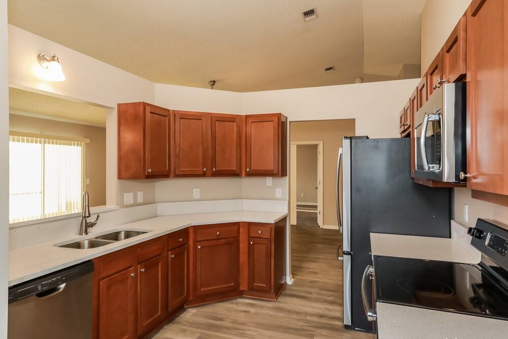 7749 Pikes Peak Dr - Photo 6 of 14
