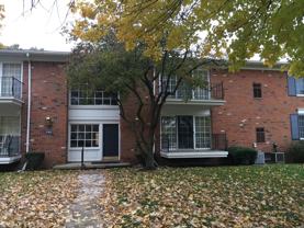 444 Fox Hills Dr N #3 - Photo 1 of 1