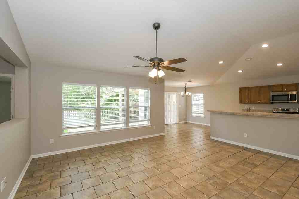 12616 Pine Marsh Way - Photo 3 of 16