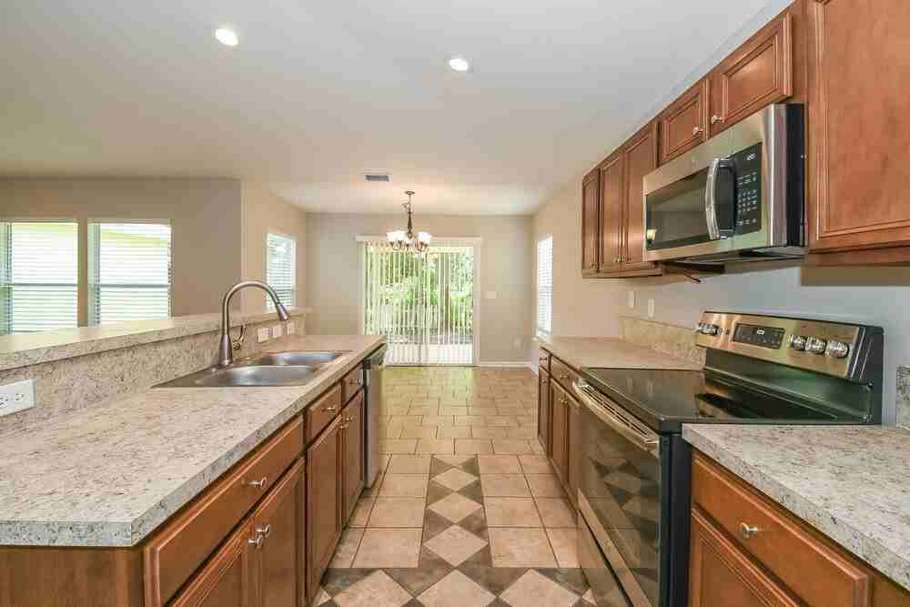 12616 Pine Marsh Way - Photo 7 of 16