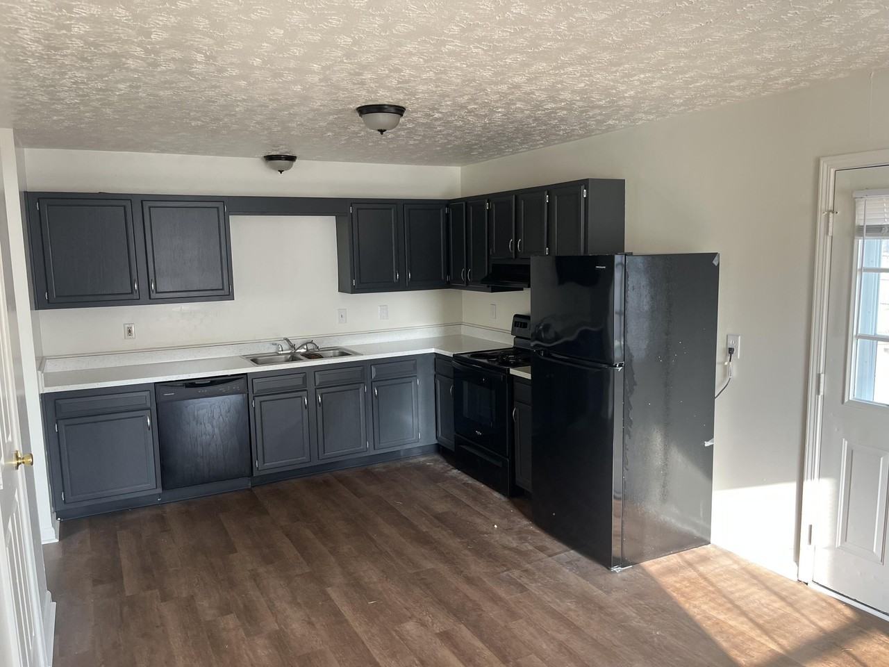 1603 Glover Ave - Photo 5 of 19