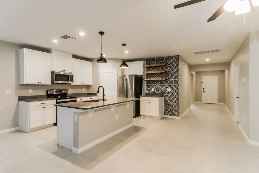 18588 Hunters Meadow Walk - Photo 5 of 16