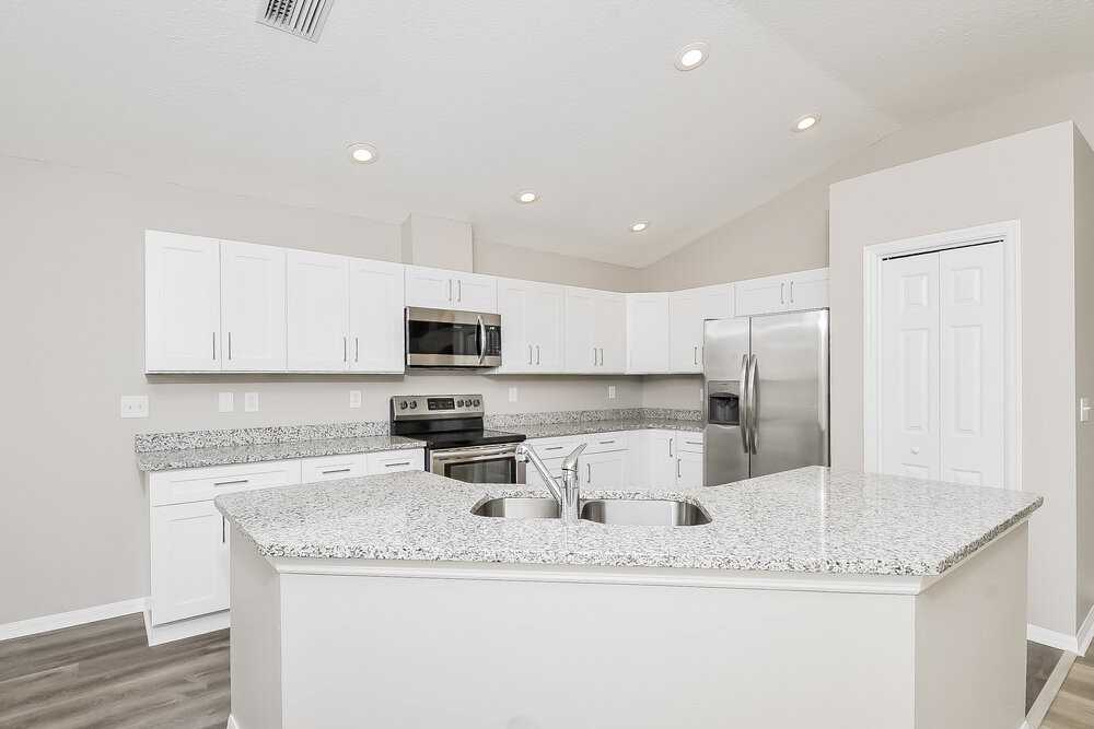 1221 Barclay Wood Dr - Photo 6 of 16