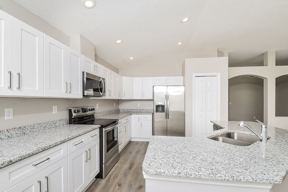 1221 Barclay Wood Dr - Photo 7 of 16