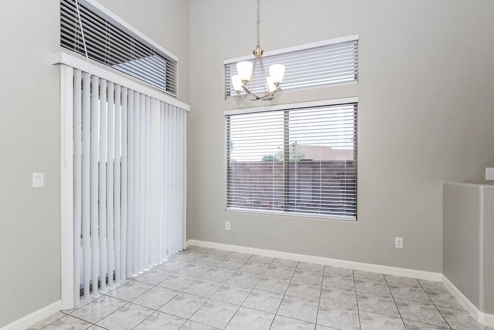 14510 N 87th Ave - Photo 5 of 16