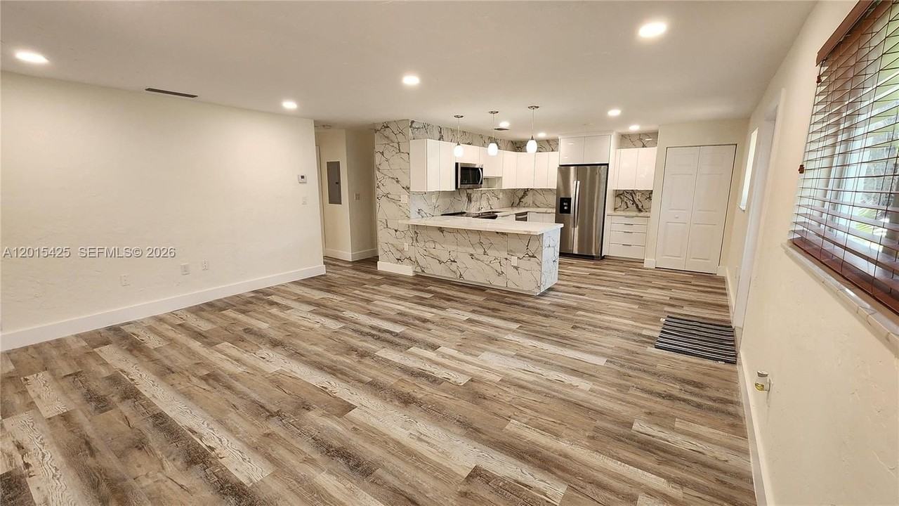 16575 Old Cutler Rd #16575 - Photo 7 of 29