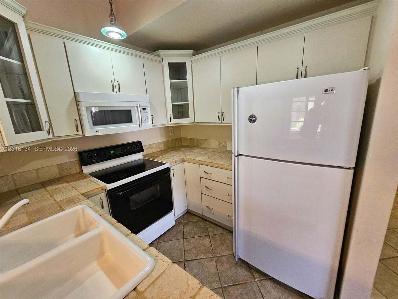 7749 Sw 100th St #33 - Photo 5 of 16