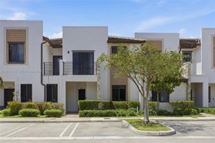 20714 Ne 5th Ct - Photo 1 of 1