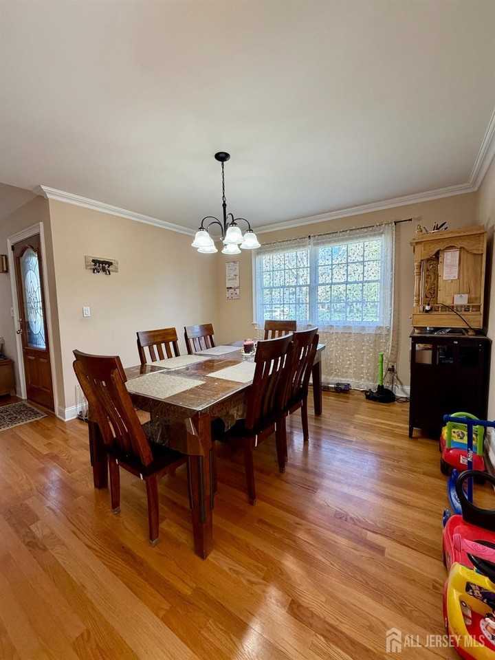 214 Rivercrest Dr - Photo 4 of 30