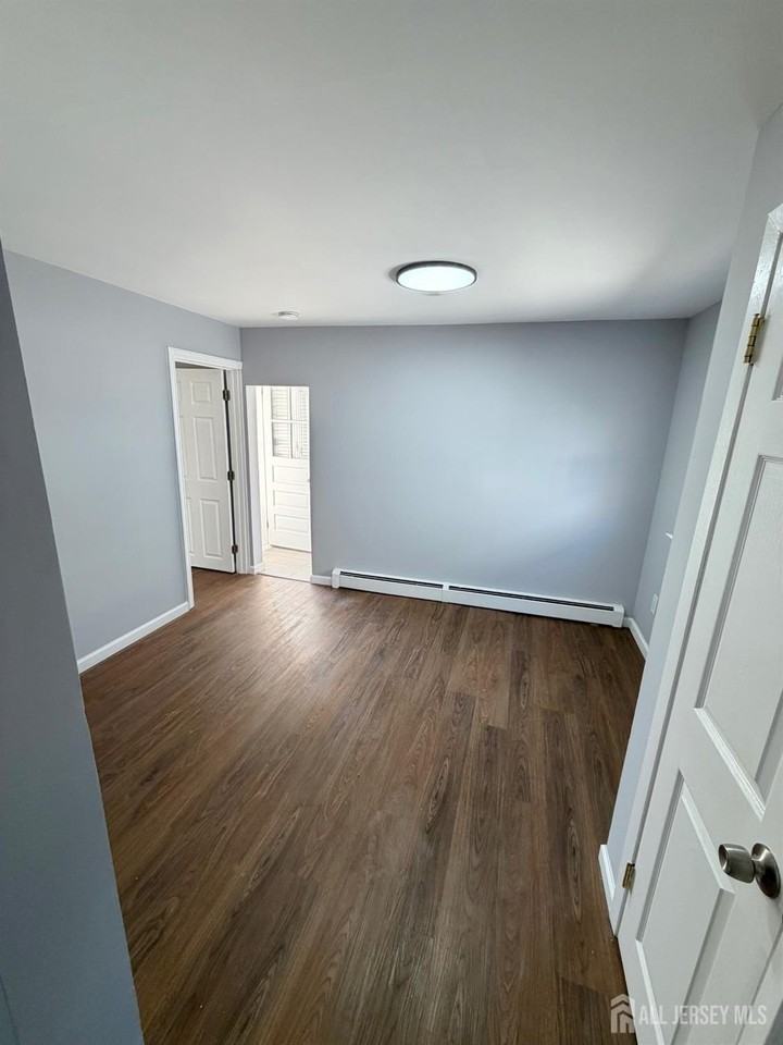 141 Emerson St #1 - Photo 6 of 9