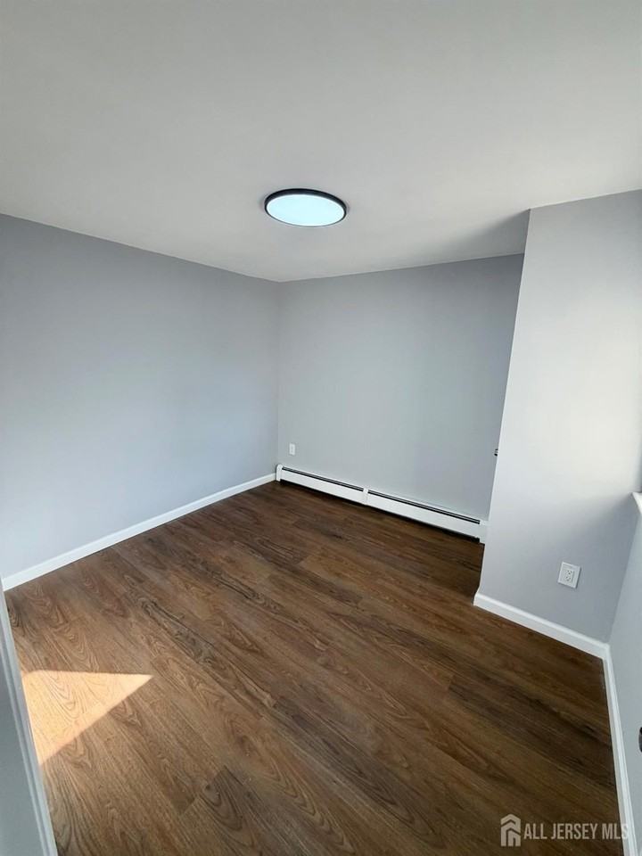 141 Emerson St #1 - Photo 7 of 9