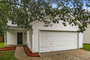 featured image of 6207 Day Lilly Ln