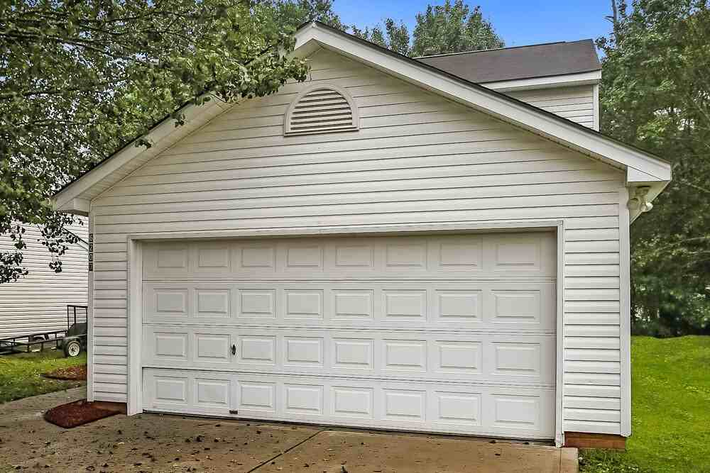 6207 Day Lilly Ln - Photo 5 of 17