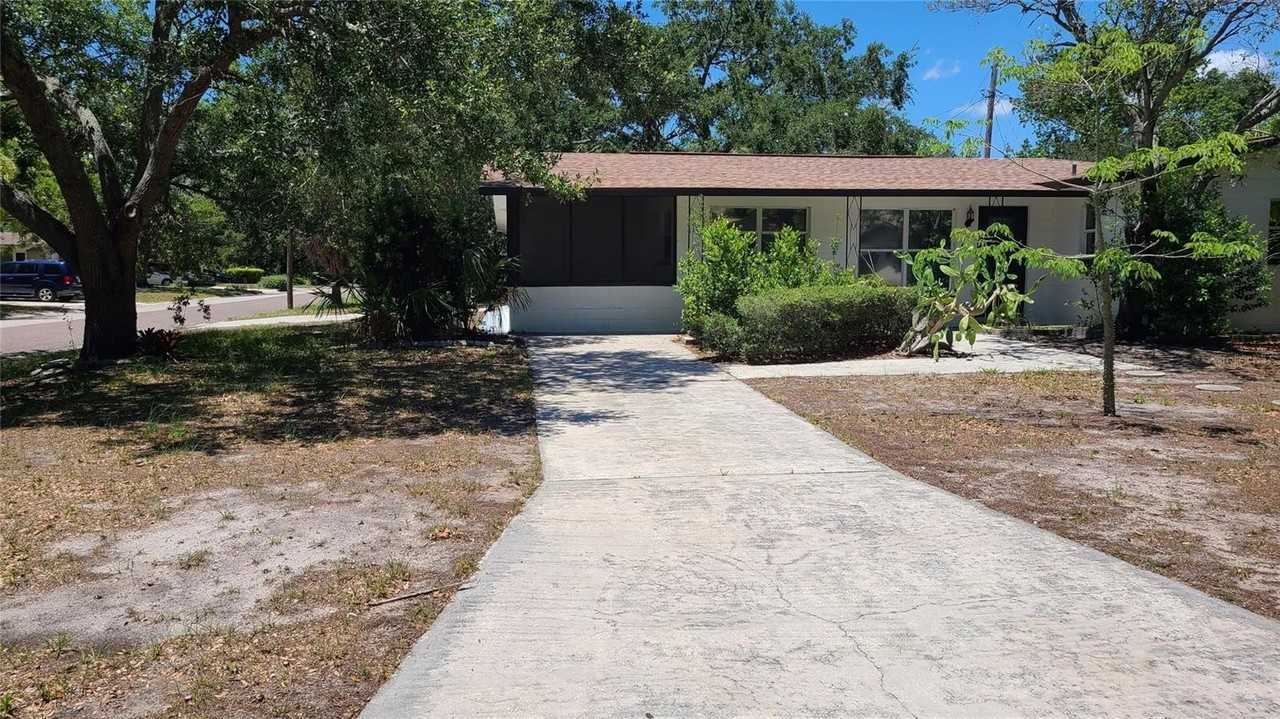 4611 W Villa Rosa St - Photo 2 of 22