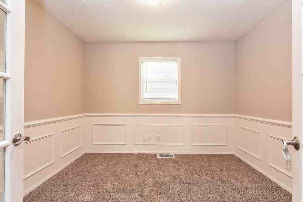 160 Swan Lake Dr - Photo 4 of 16