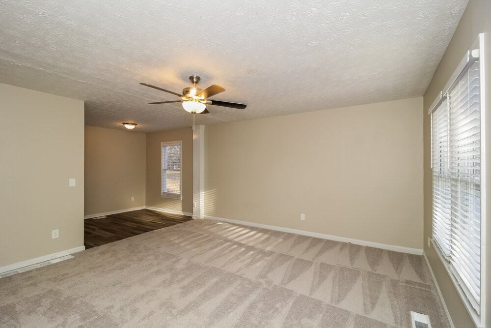 189 Gray Rd - Photo 5 of 16