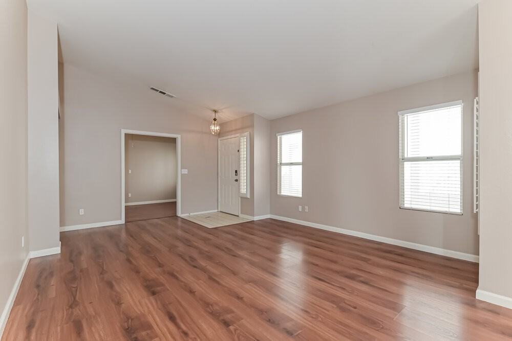 6125 Wild Berry Dr - Photo 5 of 16