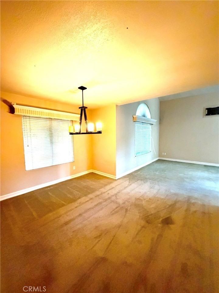 2812 W Pondera St - Photo 7 of 19