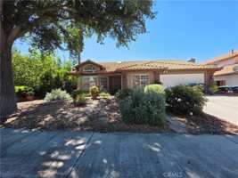featured image of 2099 Rosemary Ct