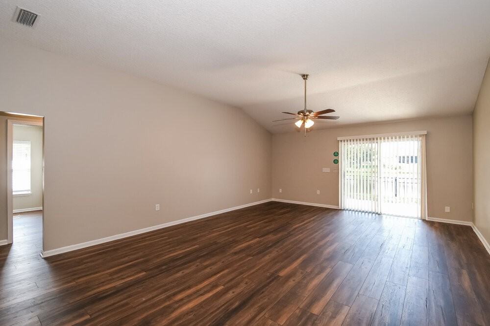 14064 Fish Eagle Dr E - Photo 3 of 16